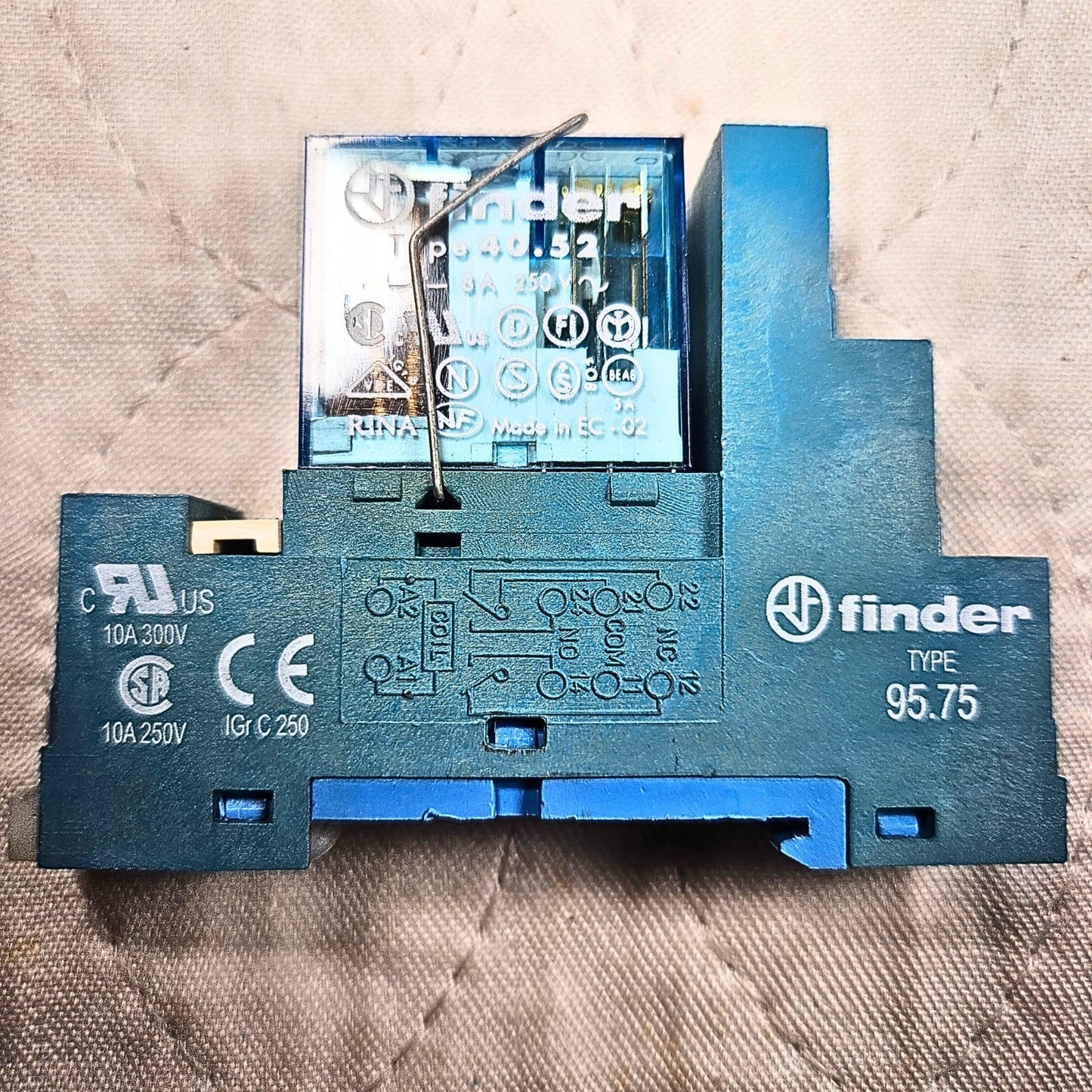 Finder 40.52 relay with 95.75 socket 24VAC/DC DIN rail for industrial control panels and automation systems