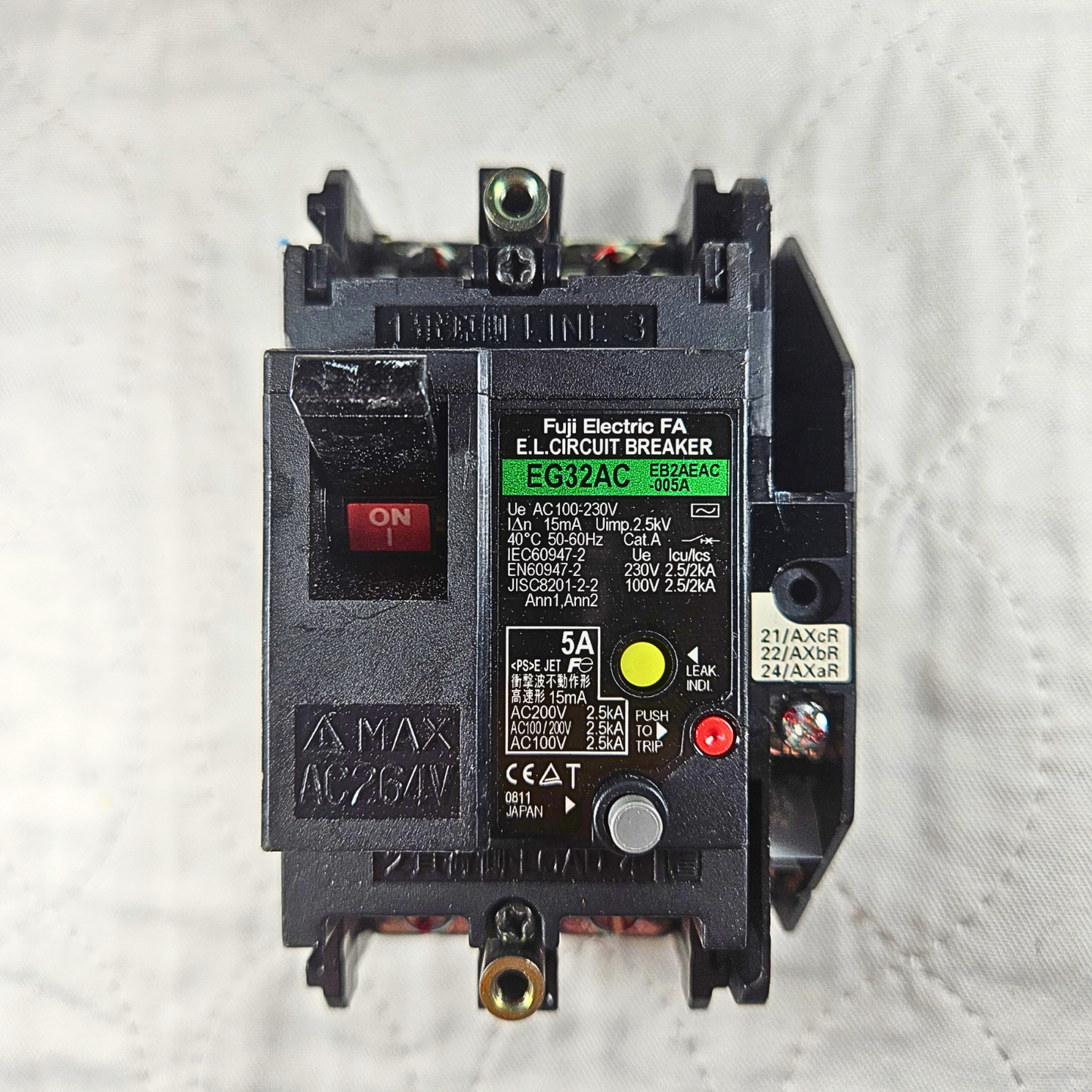 Fuji Electric FA EG32AC earth leakage circuit breaker 5A 100-230VAC for industrial electrical panels and MRO applications