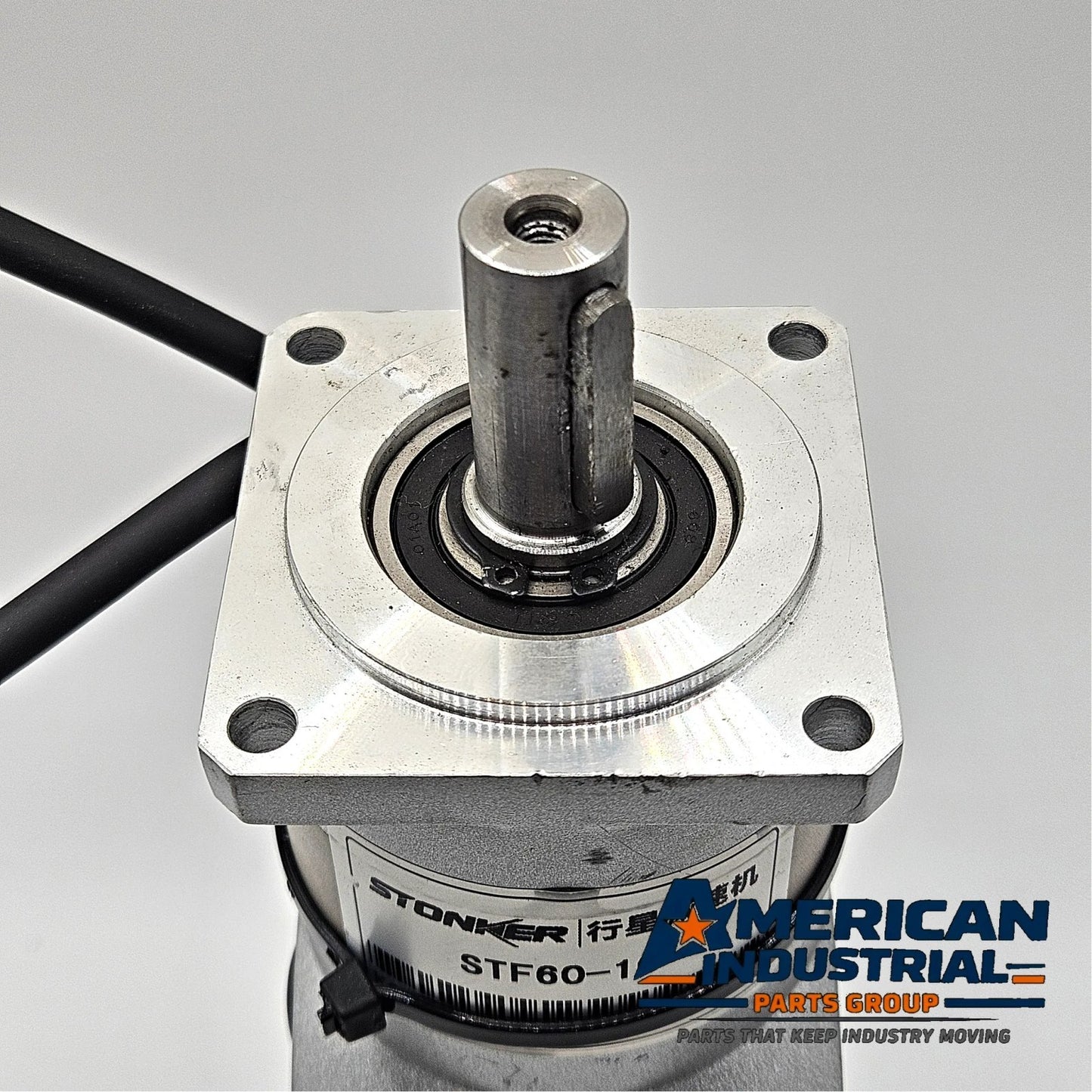 Inovance MS1H1-40B30CB 400W AC servo motor with Stonker STF60-10 planetary gear reducer for industrial motion control