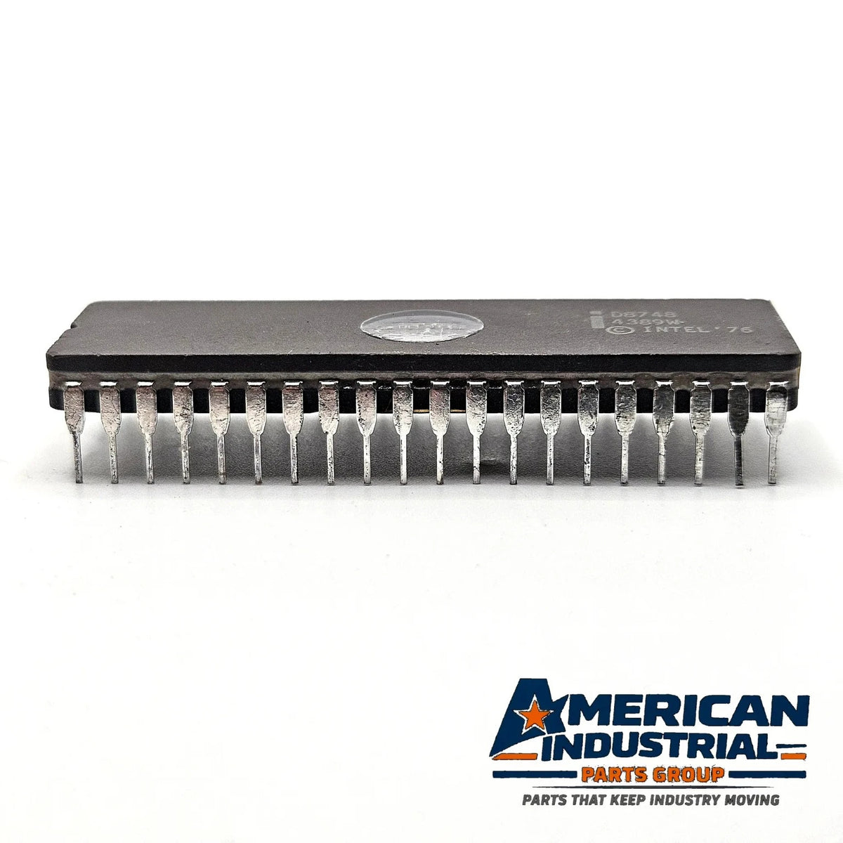 Intel D8748 MCS-48 8-bit UV EPROM microcontroller ceramic DIP-40 vintage new old stock for legacy equipment repair