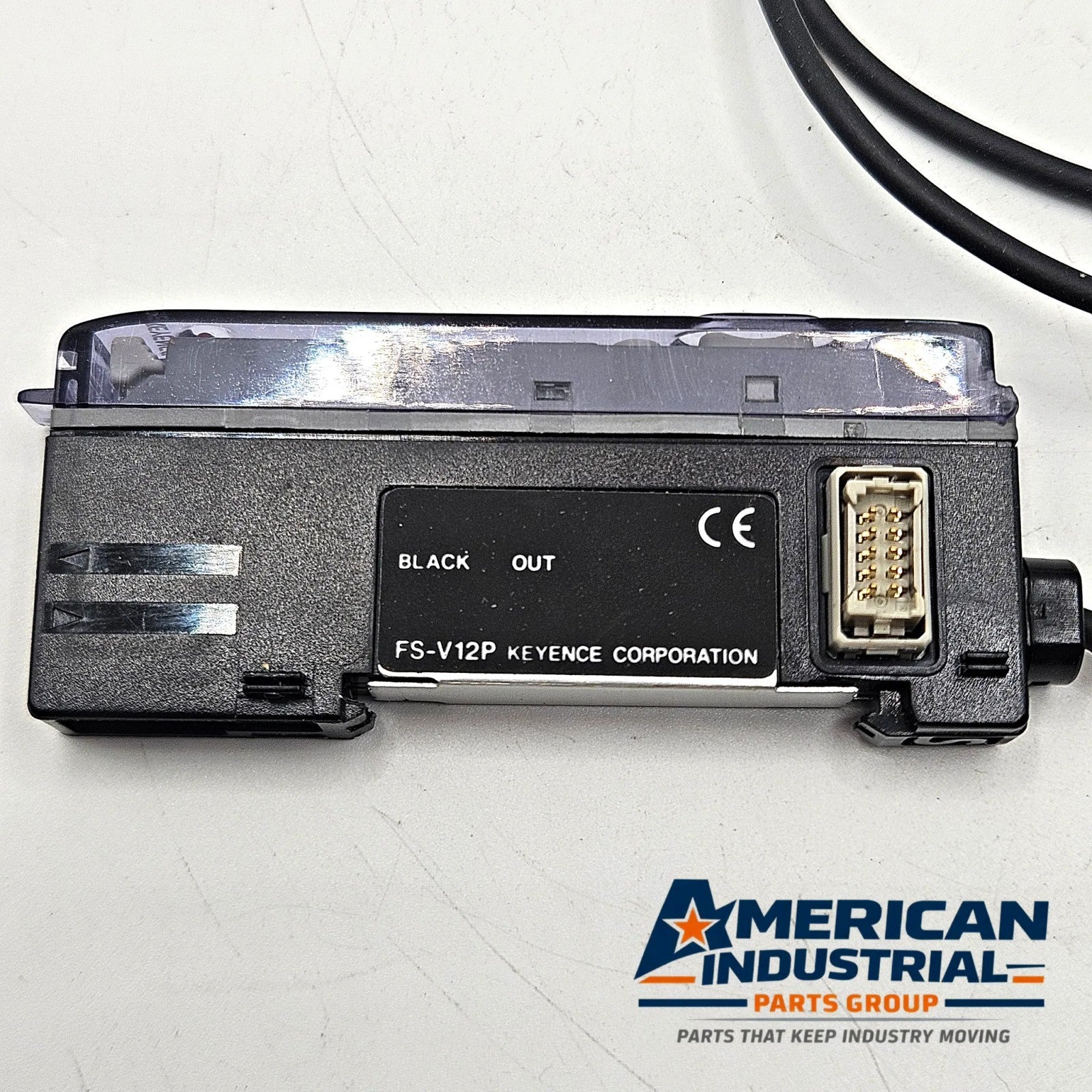Keyence FS-V12P digital fiber optic sensor amplifier PNP 12-24VDC for industrial automation
