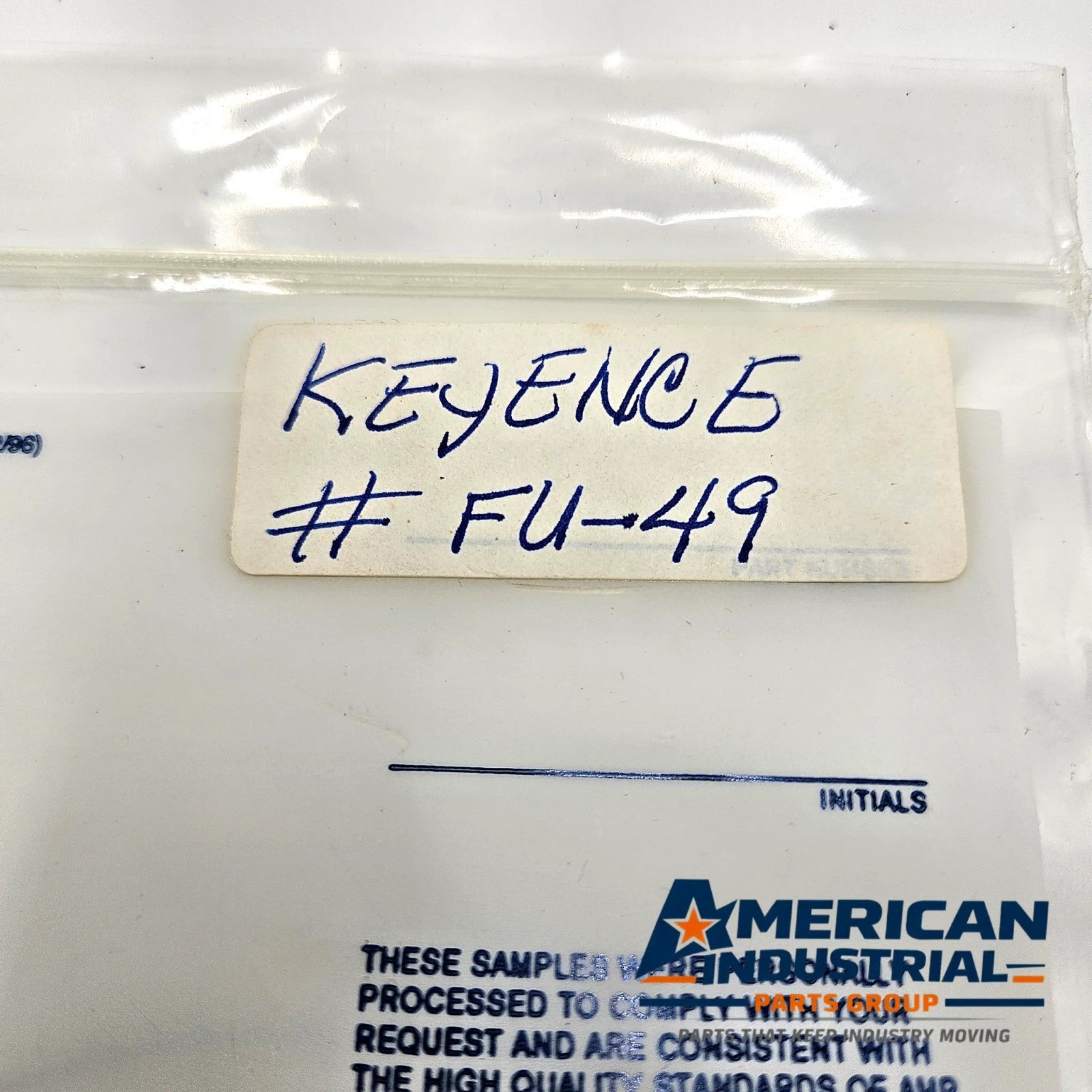 Keyence FU-49 diffuse reflective fiber optic sensor unit 1m fixed fiber 1.5mm head for industrial automation
