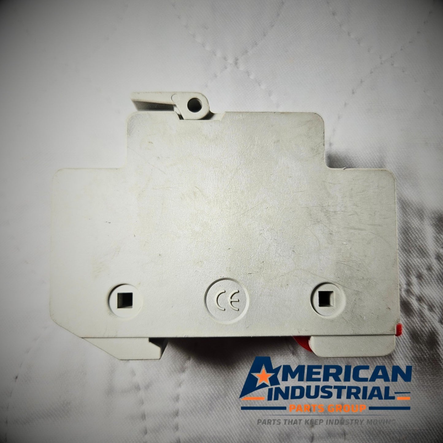 Littelfuse LPSC-ID POWR-SAFE Class CC fuse holder 600V 30A DIN rail for industrial electrical panels and MRO applications