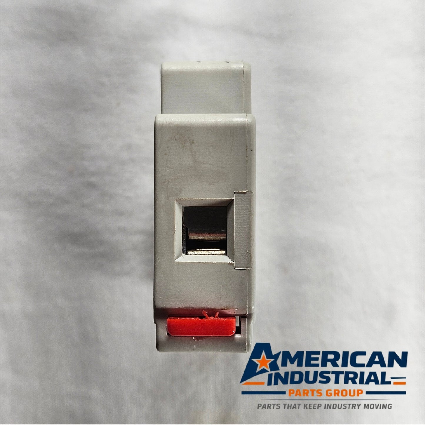 Littelfuse POWR-SAFE 600V 30A Class CC fuse holder for industrial electrical panels and MRO applications