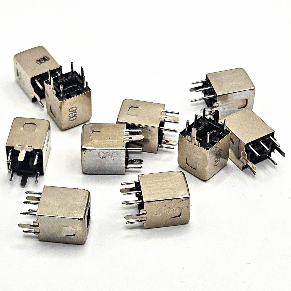 Lot of 10 GOOD PLAN 030 marked 5-pin metal can adjustable coils new old stock for vintage electronics repair and restoration
