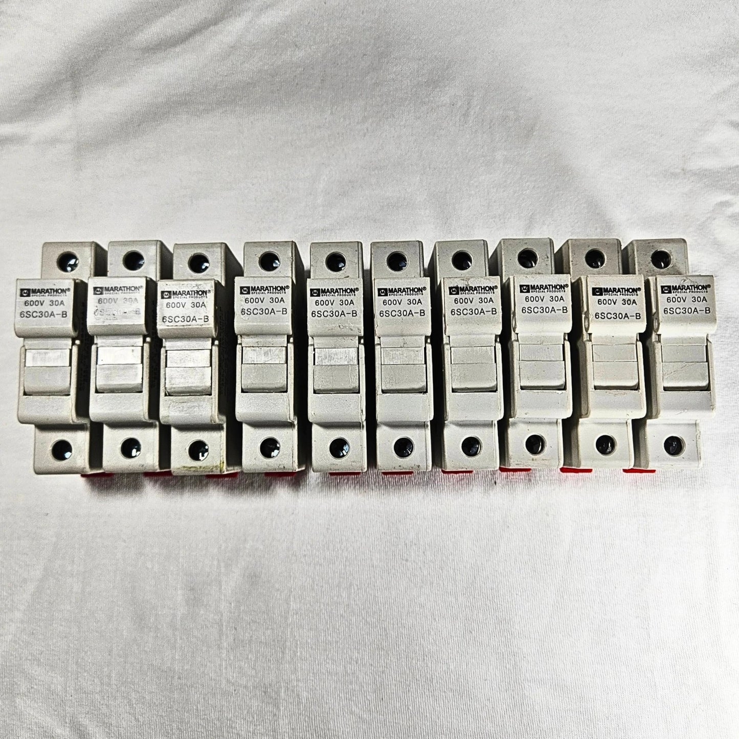 Marathon 6SC30A-B 600V 30A Class CC fuse holder lot of 10 for industrial electrical panels and MRO applications