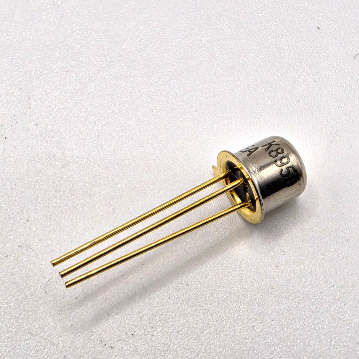 Lot of 10 Motorola 2N4393 N-channel JFET switches TO-18 metal can gold leads for analog switching repair from American Industrial Parts Group