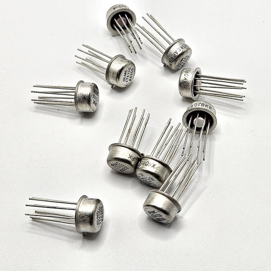 Lot of 10 Motorola MC1741SG 741 operational amplifiers 8-pin metal can for amplifier circuit repair from American Industrial Parts Group