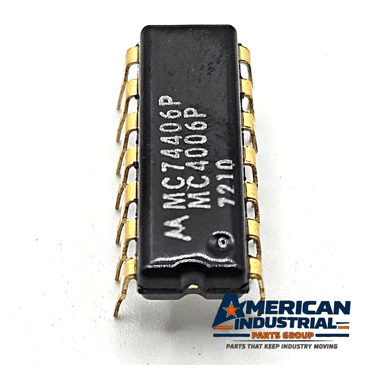 Motorola MC7406P MC4006P hex inverter buffer driver open collector 14-pin DIP for vintage computer and logic board repair