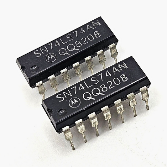 Lot of 2 Motorola SN74LS74AN dual D flip-flop 14-pin DIP for vintage electronics repair and TTL logic circuits