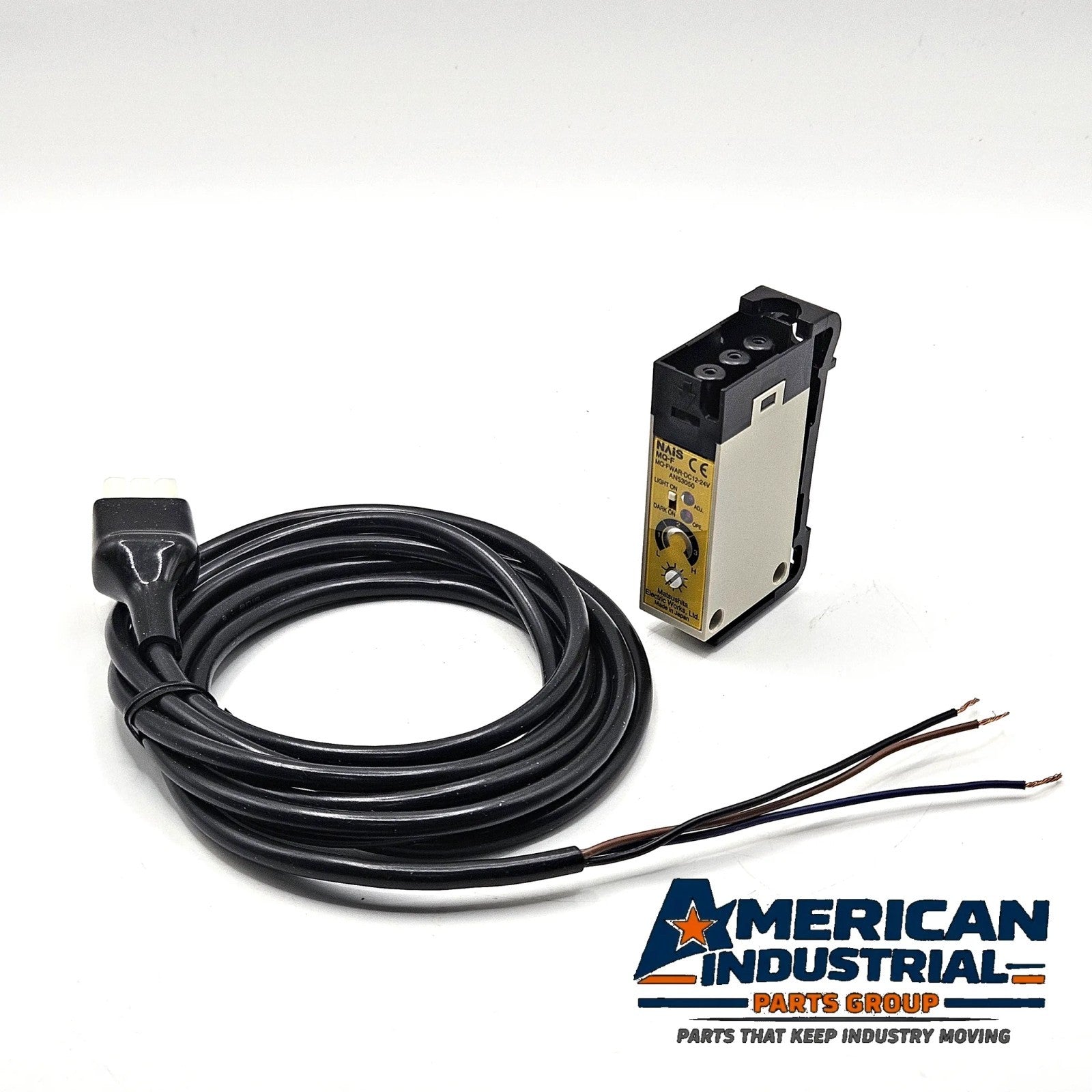 NAiS MQ-FWAR-DC12-24V AN53050 reflective photoelectric sensor NPN 12-24VDC for industrial object detection