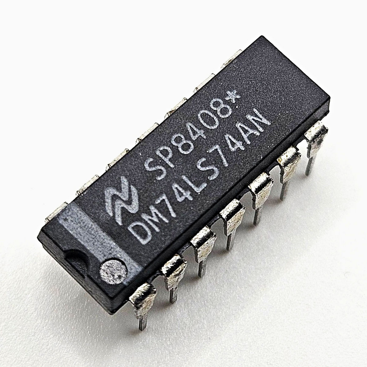 National Semiconductor DM74LS74AN dual D flip-flop 14-pin DIP for vintage electronics repair and TTL logic circuits