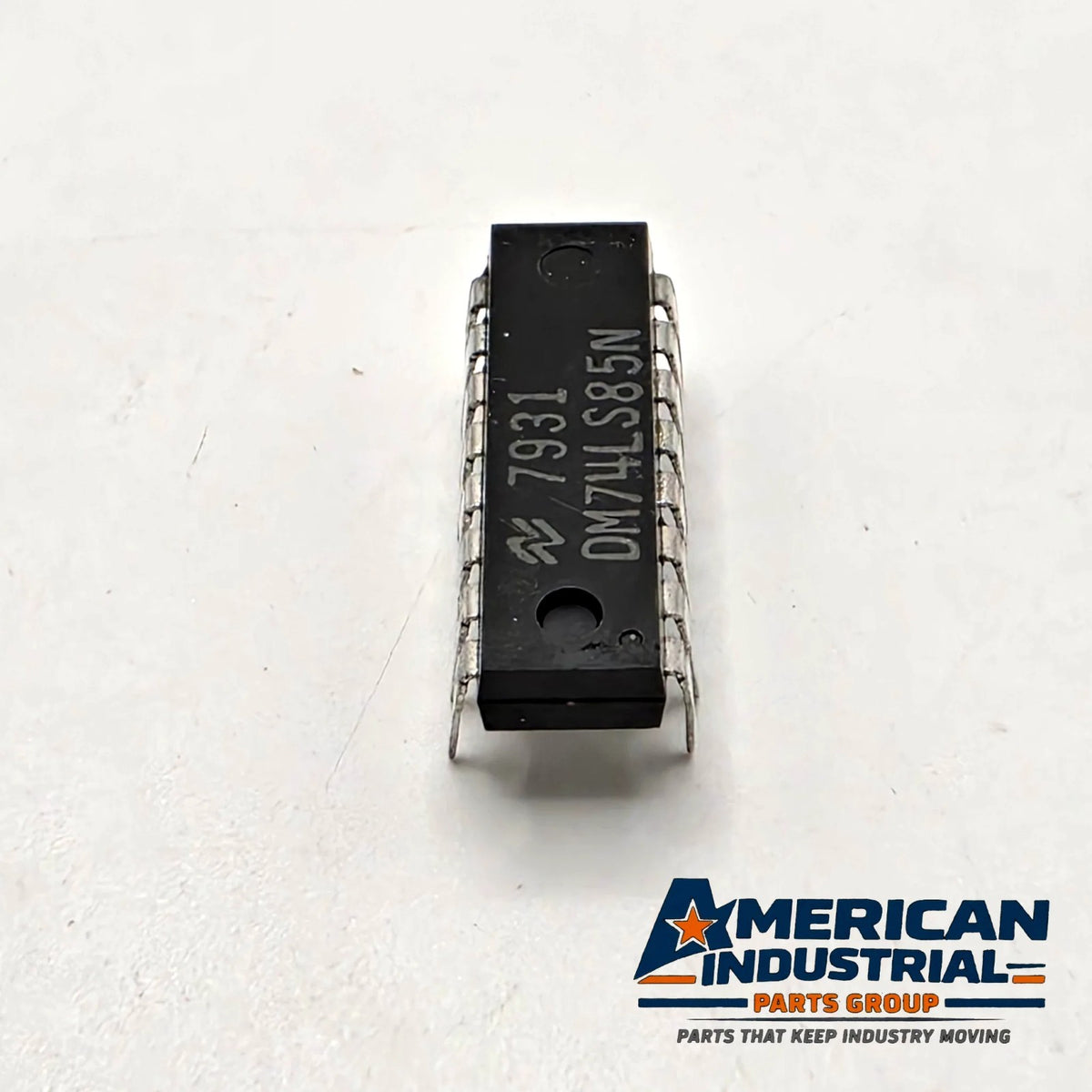 Lot of 10 National Semiconductor DM74LS85N 74LS85 4-bit magnitude comparators 16-pin DIP for vintage computer and logic repair from American Industrial Parts Group