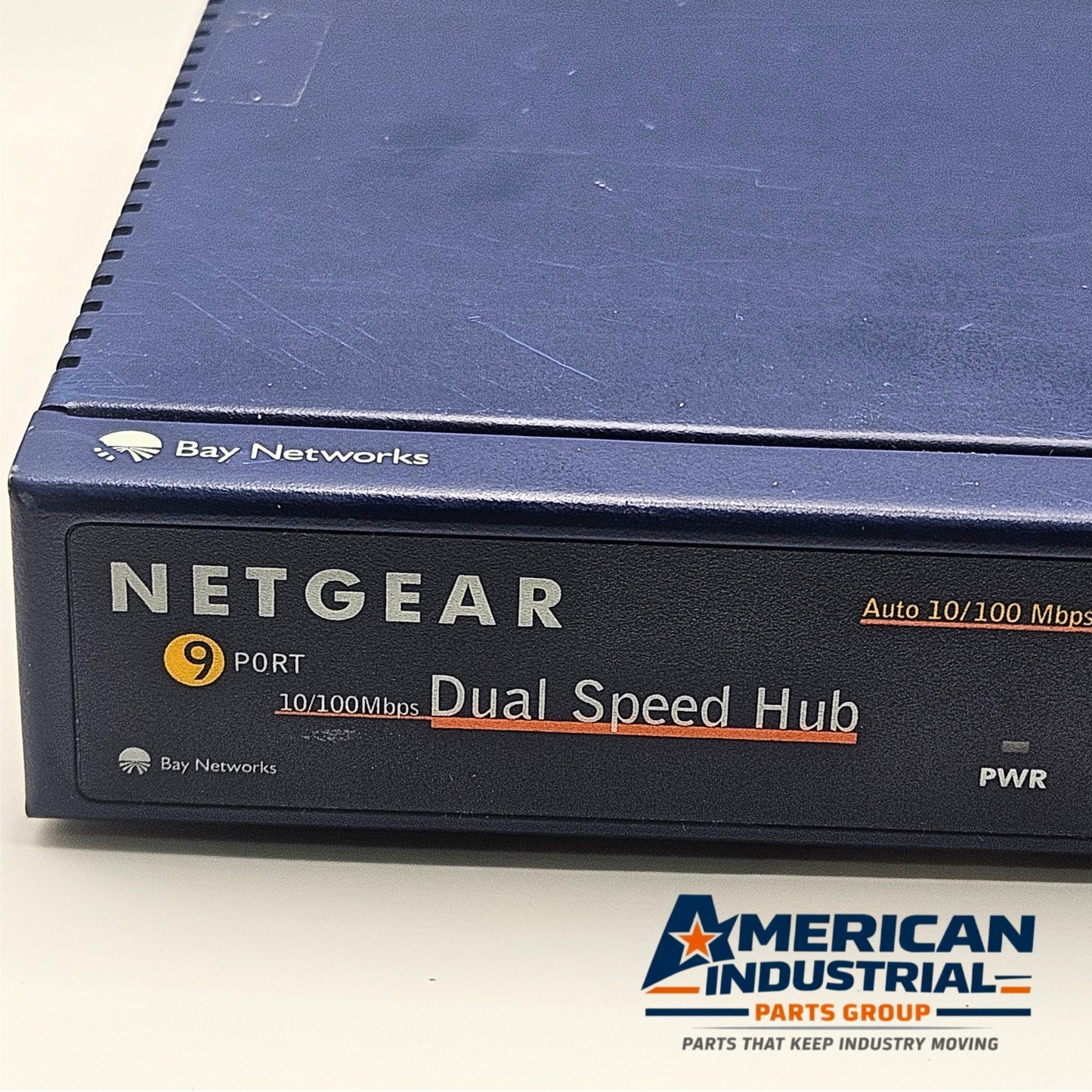 Netgear DS309 9-port dual speed hub 10/100Mbps for network connectivity applications