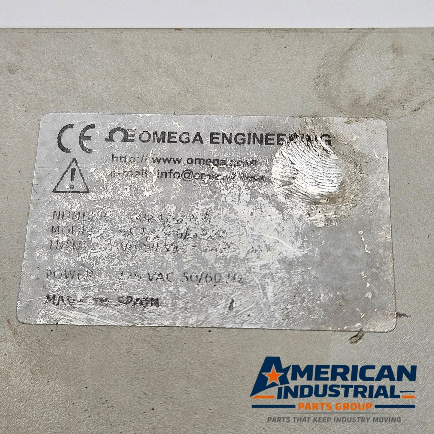 Omega CCT-08 current signal conditioner 115VAC 4-20mA output for industrial automation and process control applications