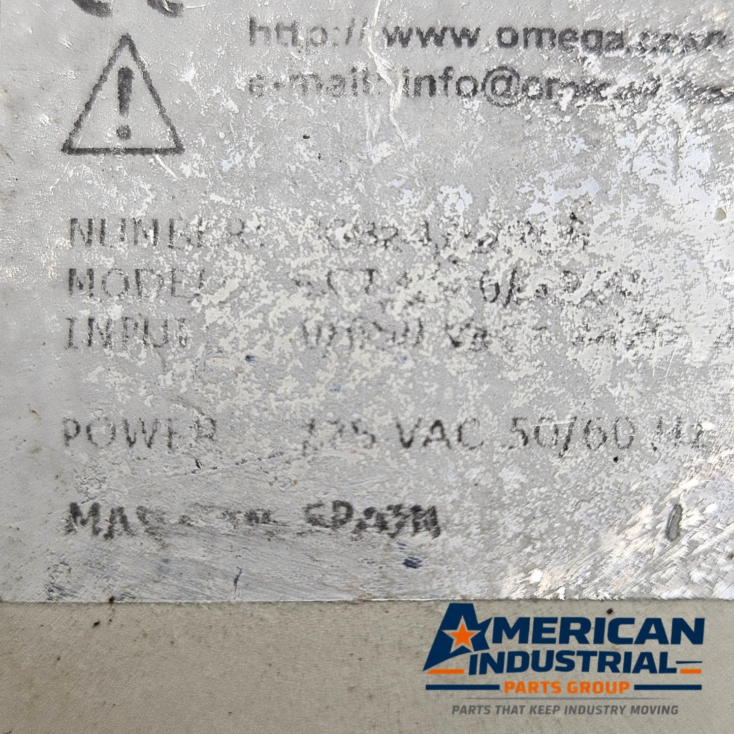 Omega CCT-08 current signal conditioner 115VAC 4-20mA output for industrial automation and process control applications