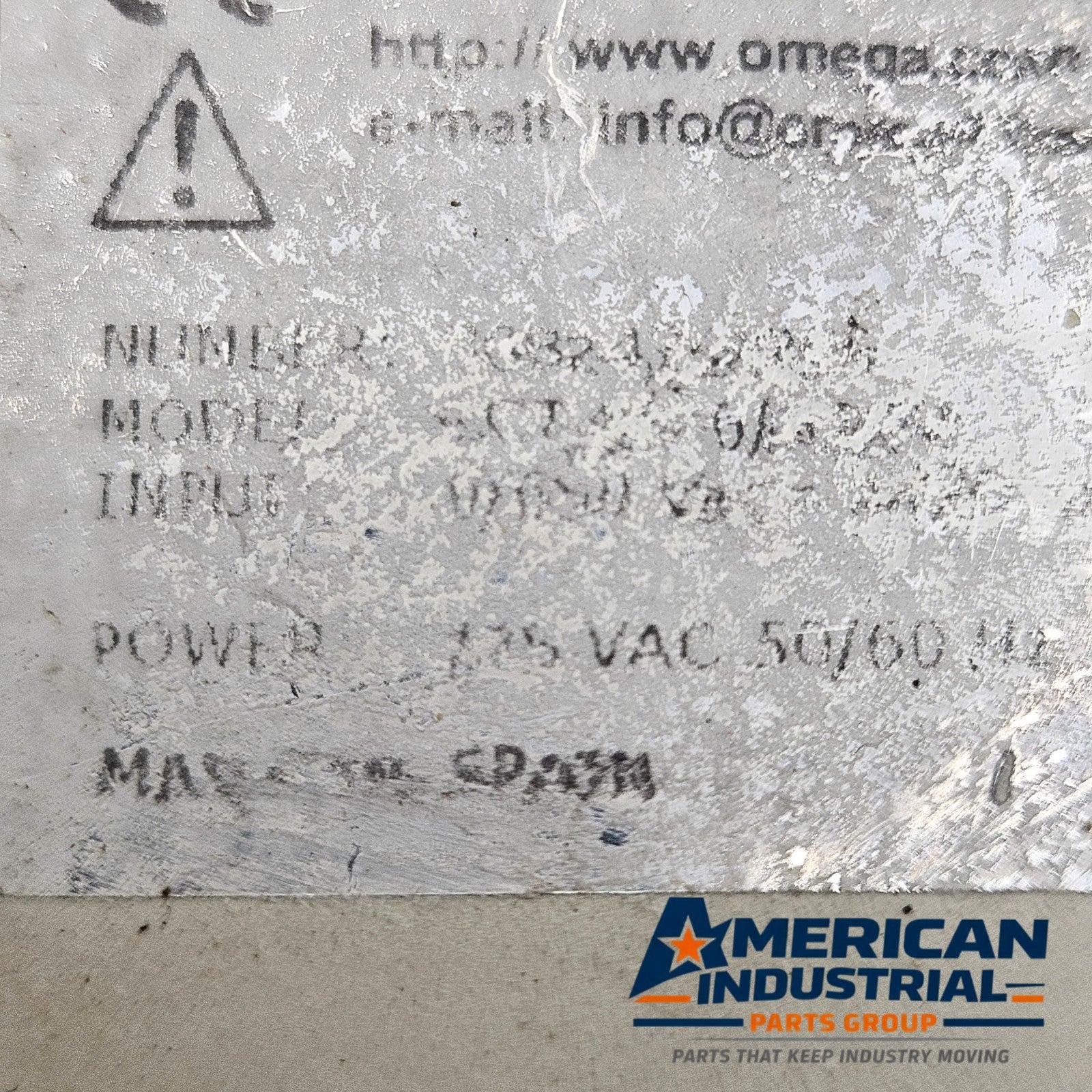 Omega CCT-08 current signal conditioner 115VAC 4-20mA output for industrial automation and process control applications
