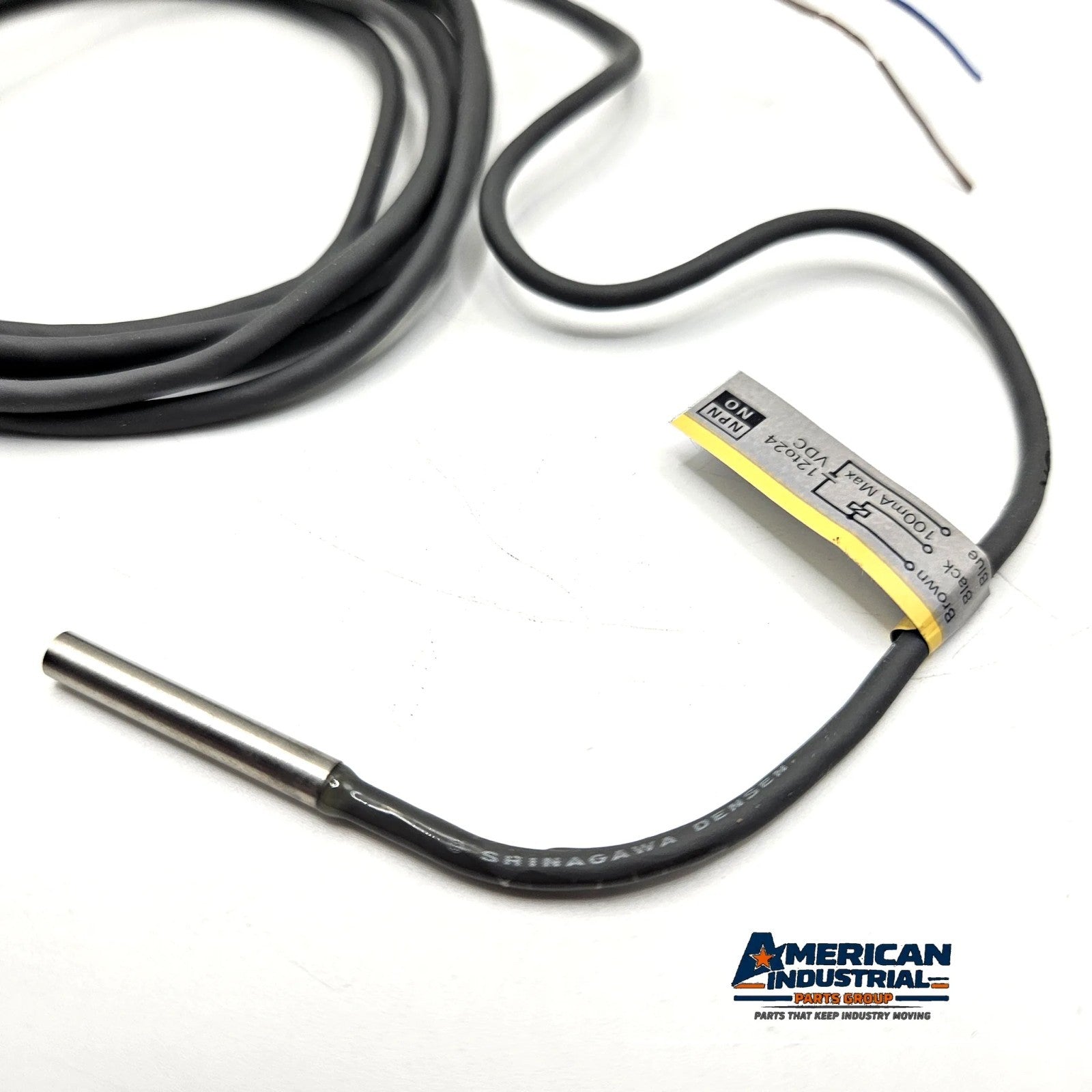 Omron E2E-CR8C1 inductive proximity sensor 0.8mm NPN normally open 10-30VDC for industrial metal detection