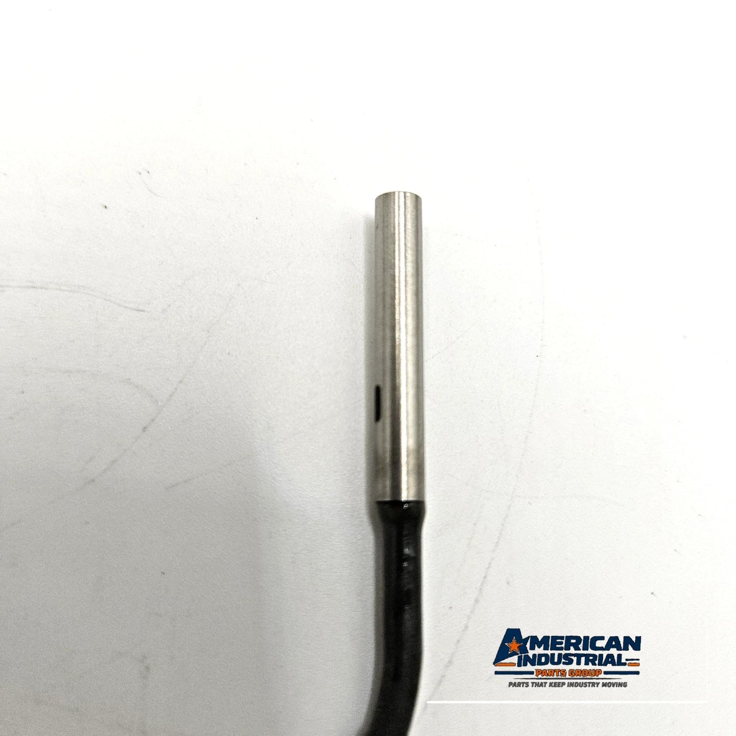 Omron E2E-CR8C1 inductive proximity sensor 0.8mm NPN normally open 10-30VDC for industrial metal detection
