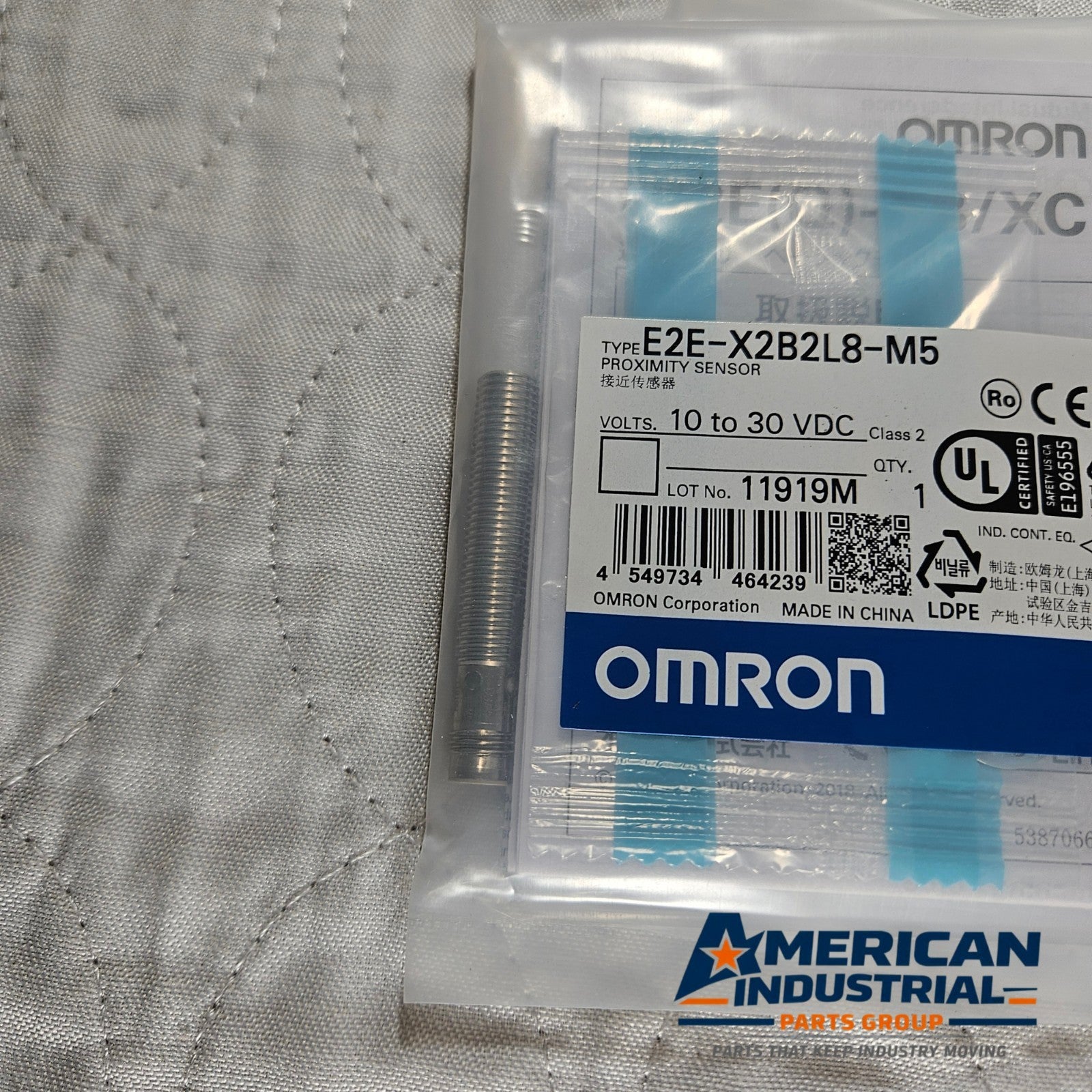 Omron E2E-X2B2L8-M5 inductive proximity sensor PNP NC 0-2mm 10-30VDC M8 for industrial automation systems