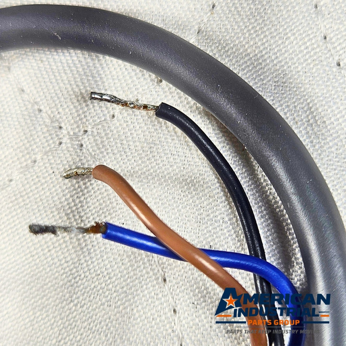 Omron E2F-X5E1 inductive proximity sensor M18 10-24VDC NPN NO 5mm for industrial automation systems