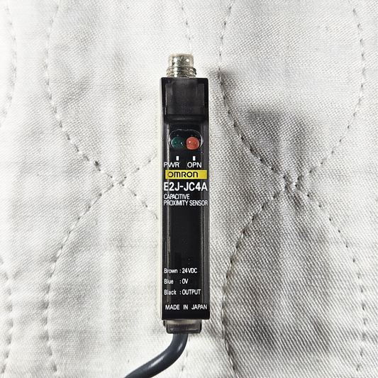 Omron E2J-JC4A capacitive proximity sensor 24VDC fiber optic amplifier for industrial automation systems