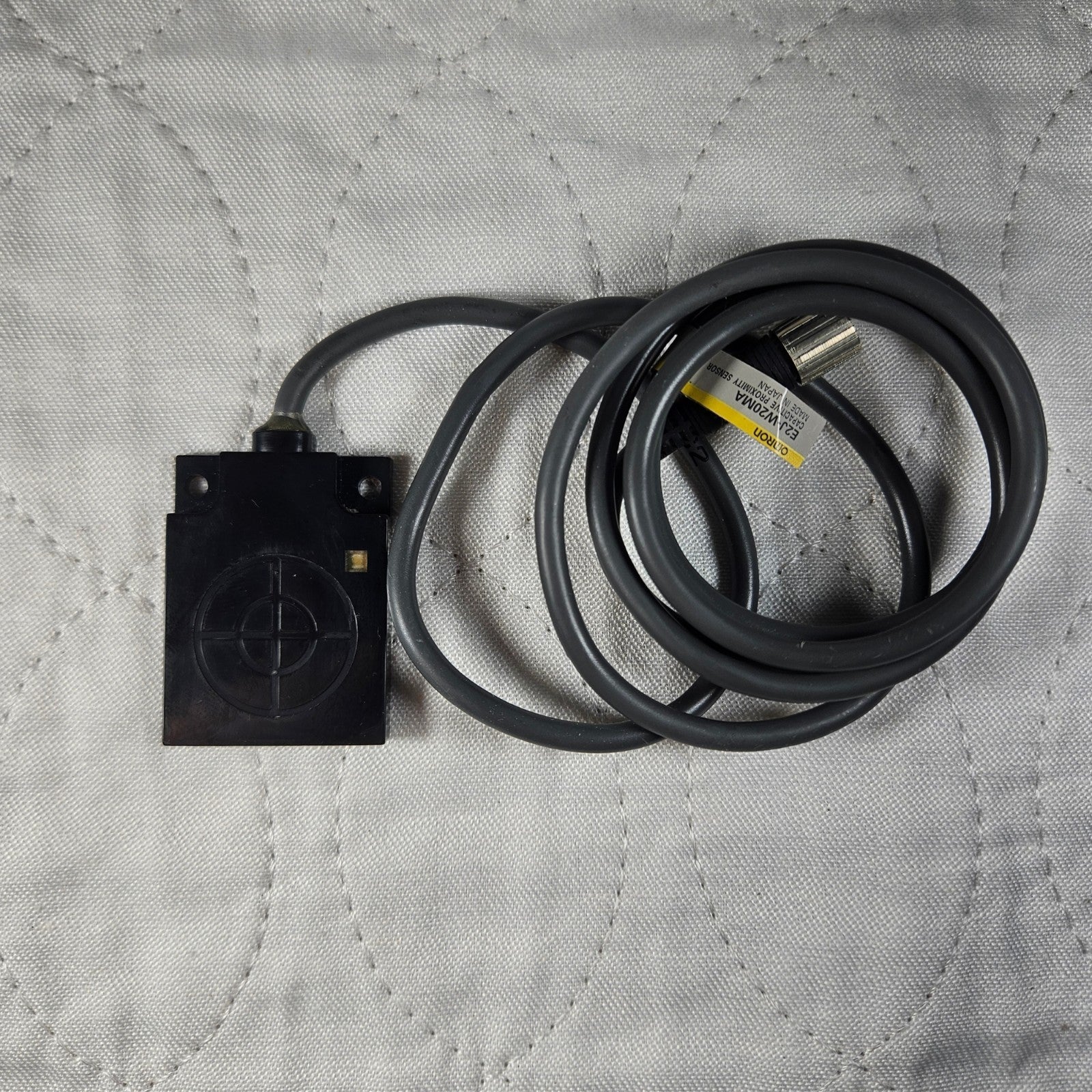 Omron E2J-W20MA capacitive proximity sensor 20mm range for industrial automation and machine sensing applications