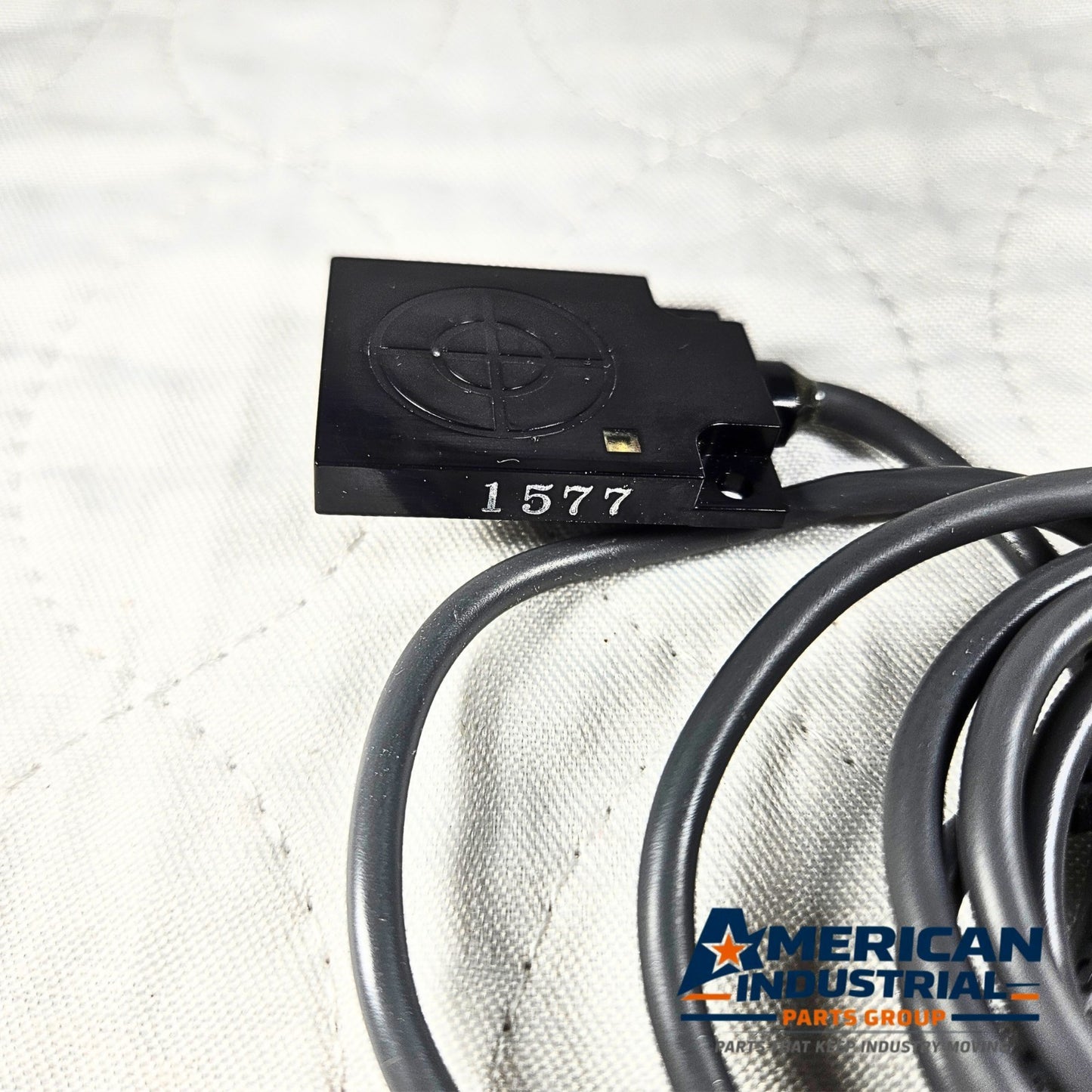 Omron E2J-W20MA capacitive proximity sensor 20mm range for industrial automation and machine sensing applications
