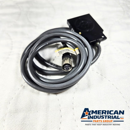 Omron E2J-W20MA capacitive proximity sensor 20mm range for industrial automation and machine sensing applications