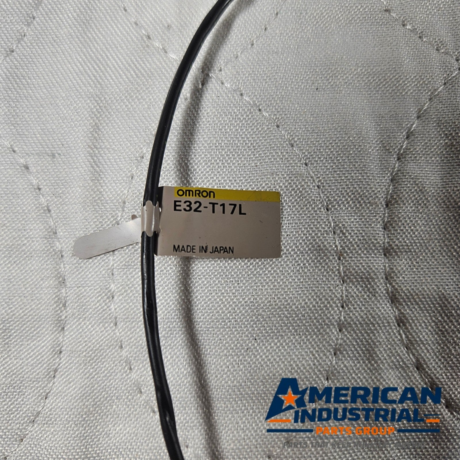 Omron E32-T17L fiber optic photoelectric sensor for industrial automation and machine sensing applications