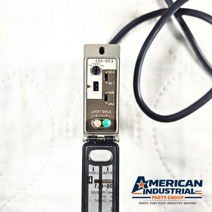 Omron E3S-CL1 photoelectric sensor 10-30VDC compact for industrial automation and machine sensing applications