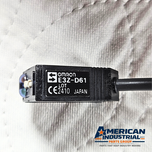 Omron E3Z-D61 diffuse reflective photoelectric sensor 12-24VDC for industrial automation and machine sensing applications