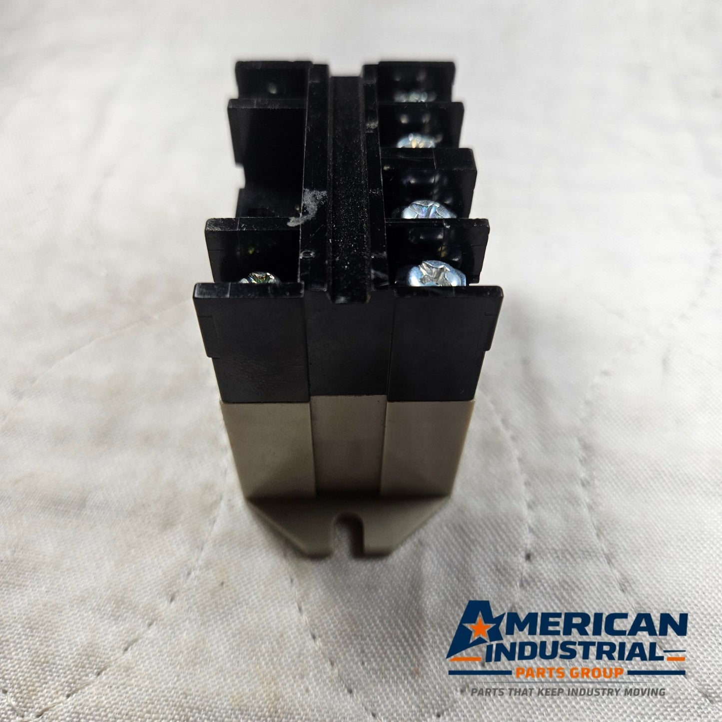 Omron G7L-2A-BUBJ-CB power relay 200-240VAC coil 25A for industrial control panels and automation systems