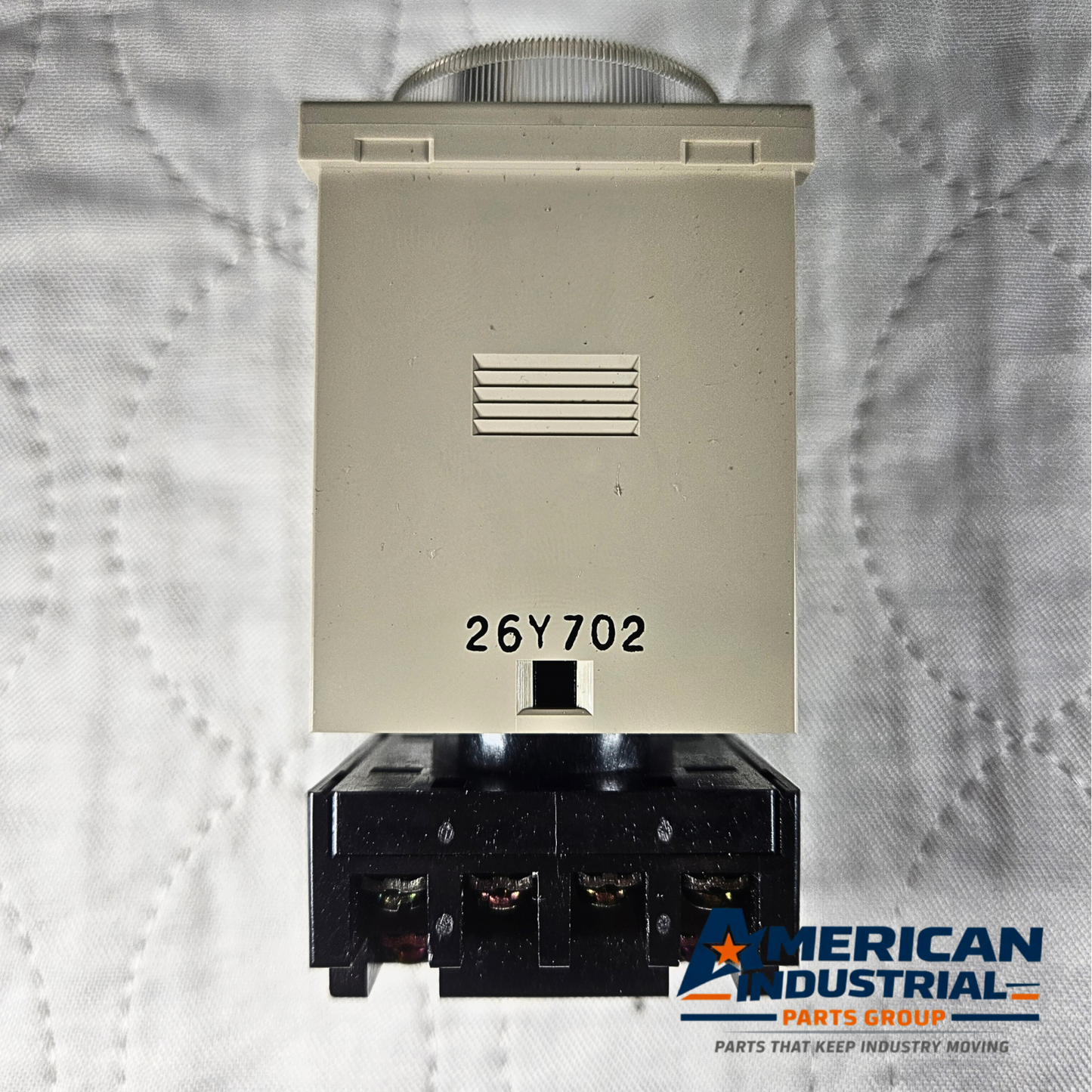 Omron H3CR-A timer relay 100-240VAC 60 minute analog time delay for industrial control panels and automation systems