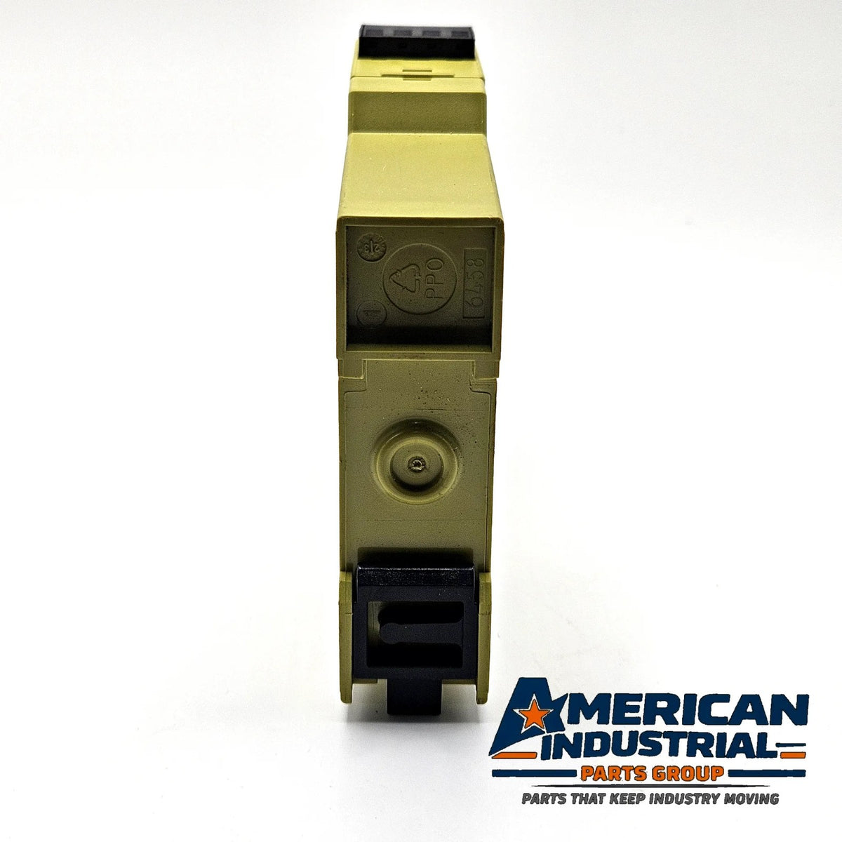 Pilz 777301 PNOZ X2.8P safety relay 24VAC/DC 3 N/O 1 N/C for E-STOP and safety gate monitoring in industrial machinery