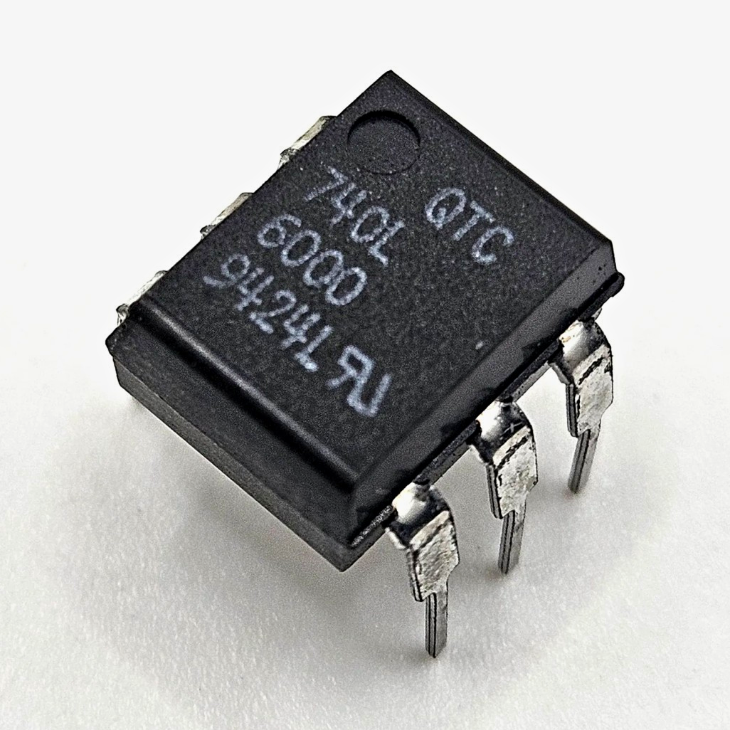 QTC 74OL6000 OPTOLOGIC high-speed logic-to-logic optocoupler 15 MBd 5300 Vrms DIP-6 vintage new old stock for isolated logic interfaces