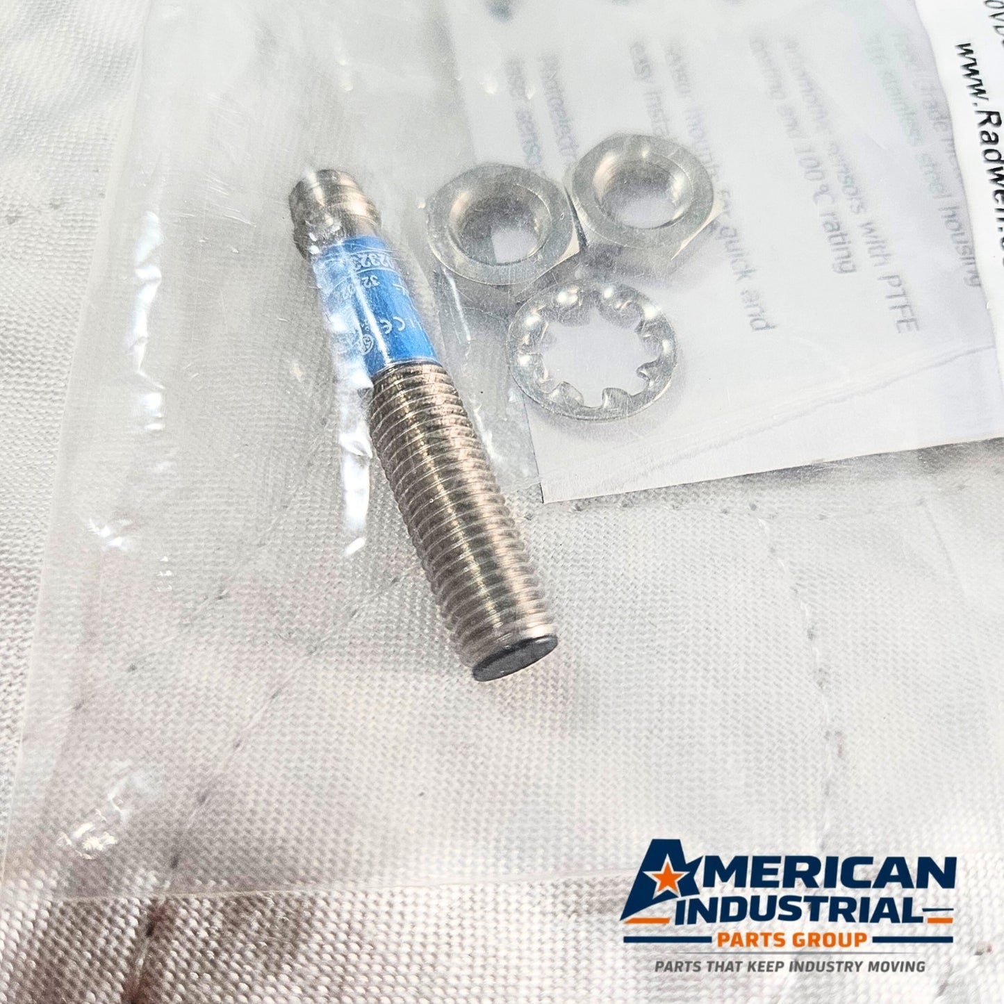 Radwell RAD02323 shielded inductive proximity sensor PNP NC 2mm 10-30VDC for industrial automation systems