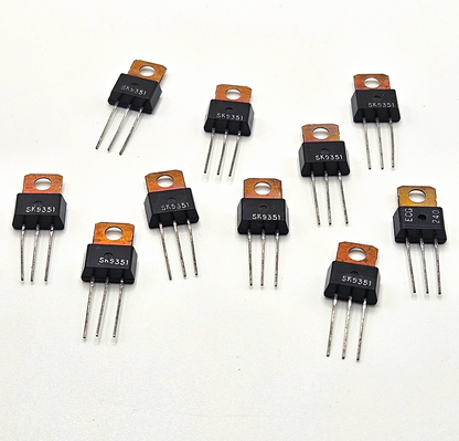 Lot of 10 RCA SK9351 PNP silicon high voltage transistors 300V 0.5A NTE240 ECG240 cross reference
