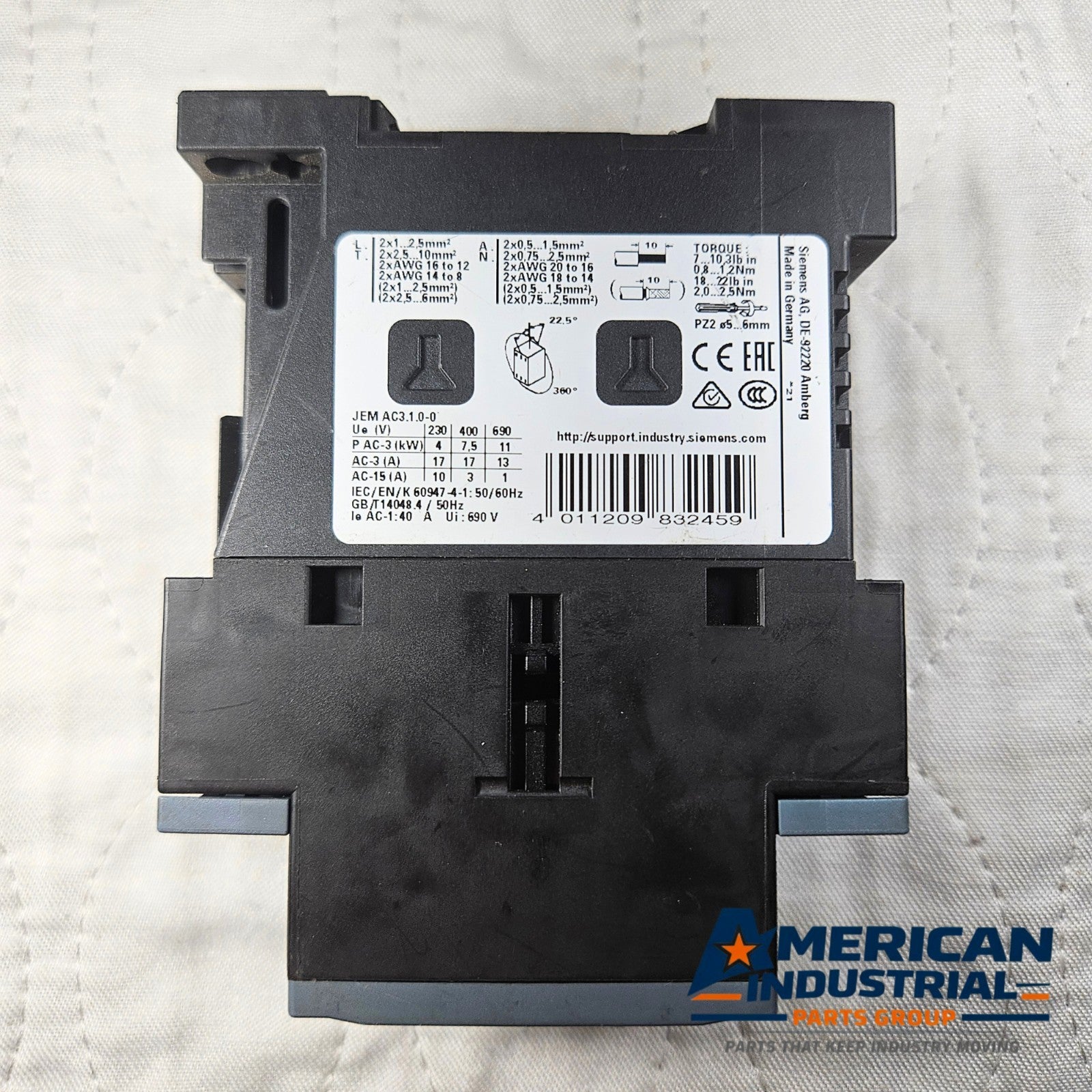 Siemens SIRIUS 3RT2025-1BB40 contactor 40A 3-pole 24VDC coil for motor control and industrial automation systems