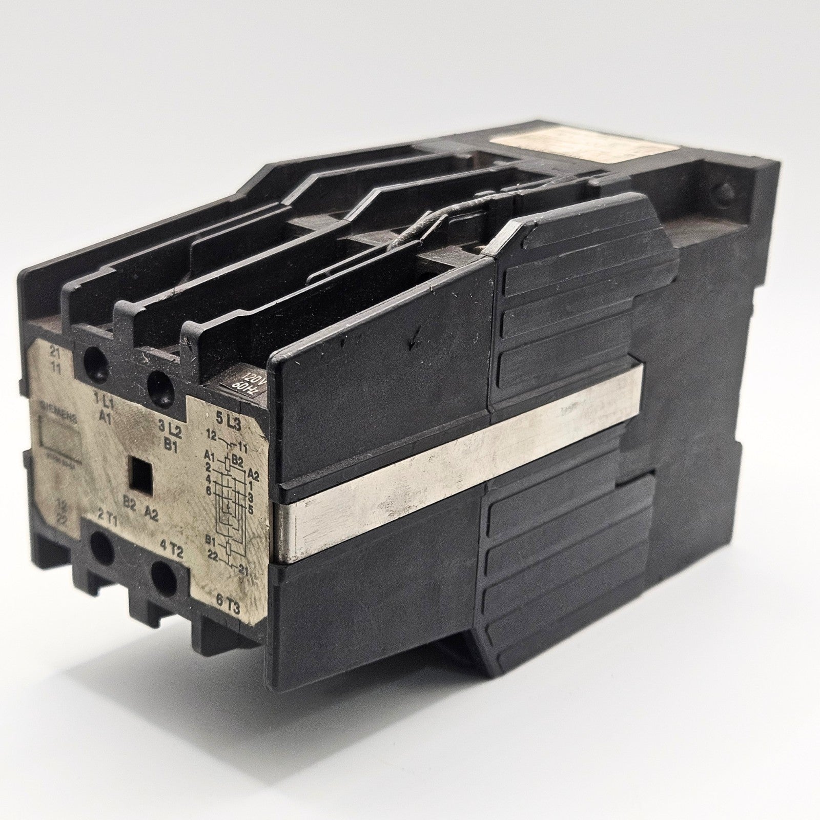 Siemens 3TF86 33-0A contactor for industrial automation and MRO motor control applications. American Industrial Parts Group.