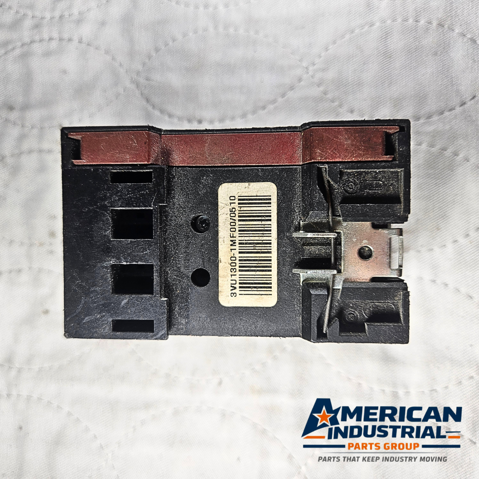 Siemens 3VU1300-1MF00 motor starter protector 0.6-1A for motor control and industrial automation systems
