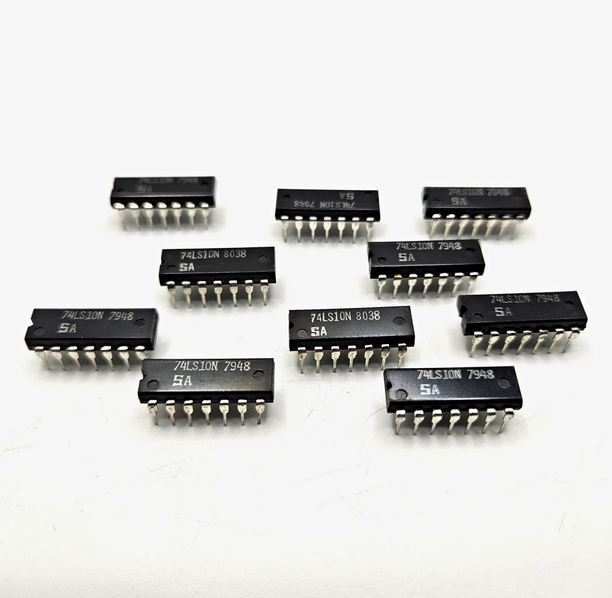 Lot of 10 Signetics 74LS10N triple 3-input NAND gate TTL DIP-14 vintage new old stock for legacy logic repair