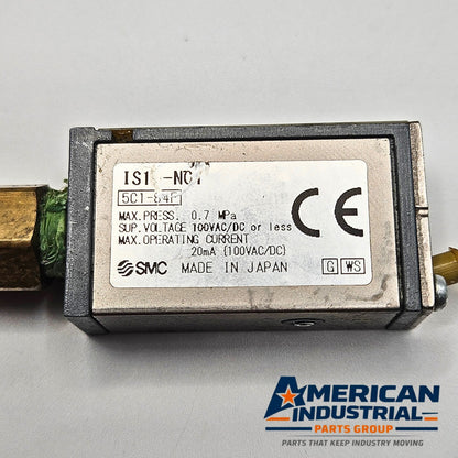 SMC IS1-NC1 pneumatic pressure switch 0.7 MPa 100VAC/DC for pneumatic automation systems and industrial control applications