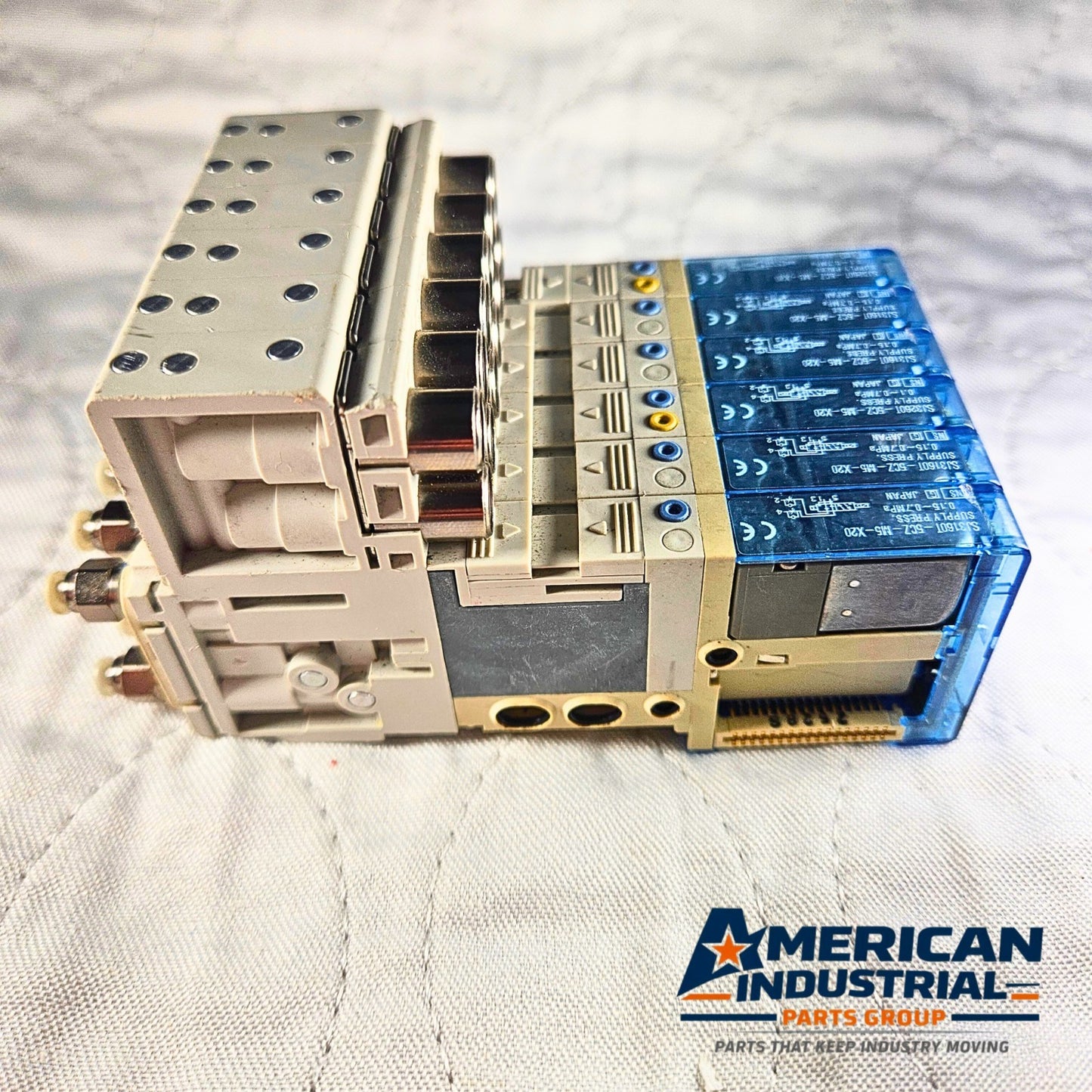 SMC SJ3160/SJ3260 solenoid valve manifold assembly 6-station for pneumatic automation systems and industrial control