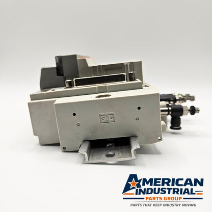 SMC SS5Y3-45FD-08U manifold with SY3140-5FU 24VDC solenoid valves for pneumatic automation systems and industrial control