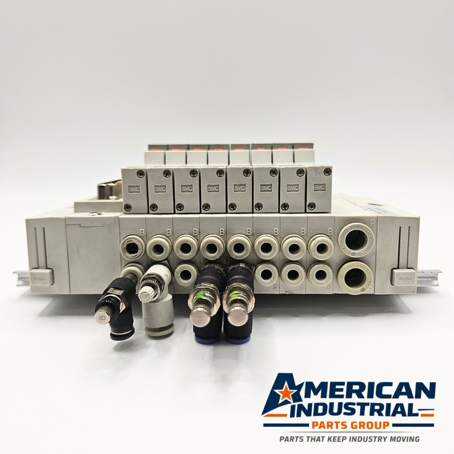 SMC SS5Y3-45FD-08U manifold with SY3140-5FU 24VDC solenoid valves for pneumatic automation systems and industrial control