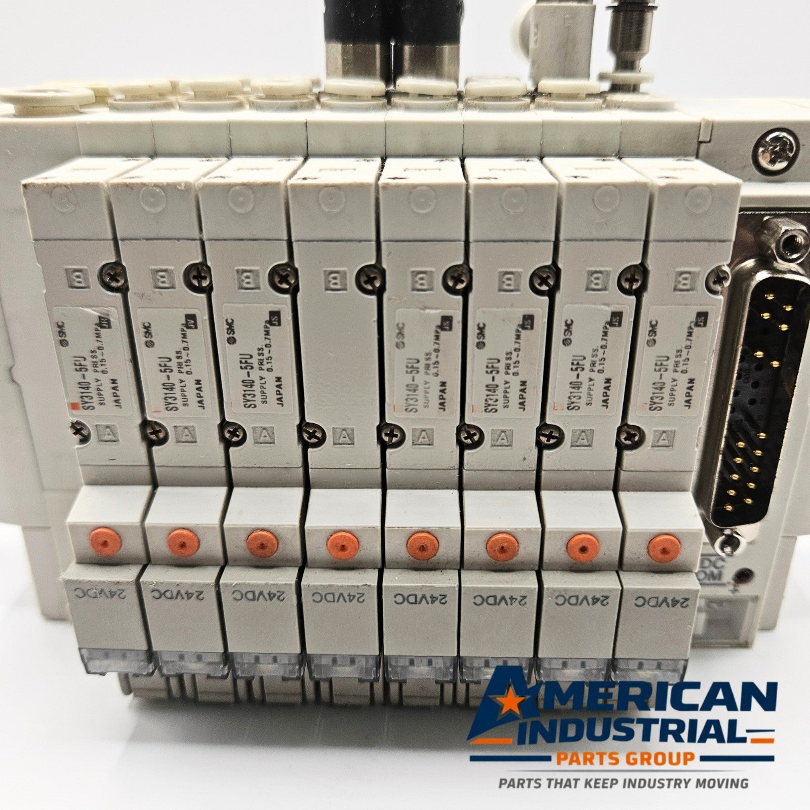 SMC SS5Y3-45FD-08U manifold with SY3140-5FU 24VDC solenoid valves for pneumatic automation systems and industrial control