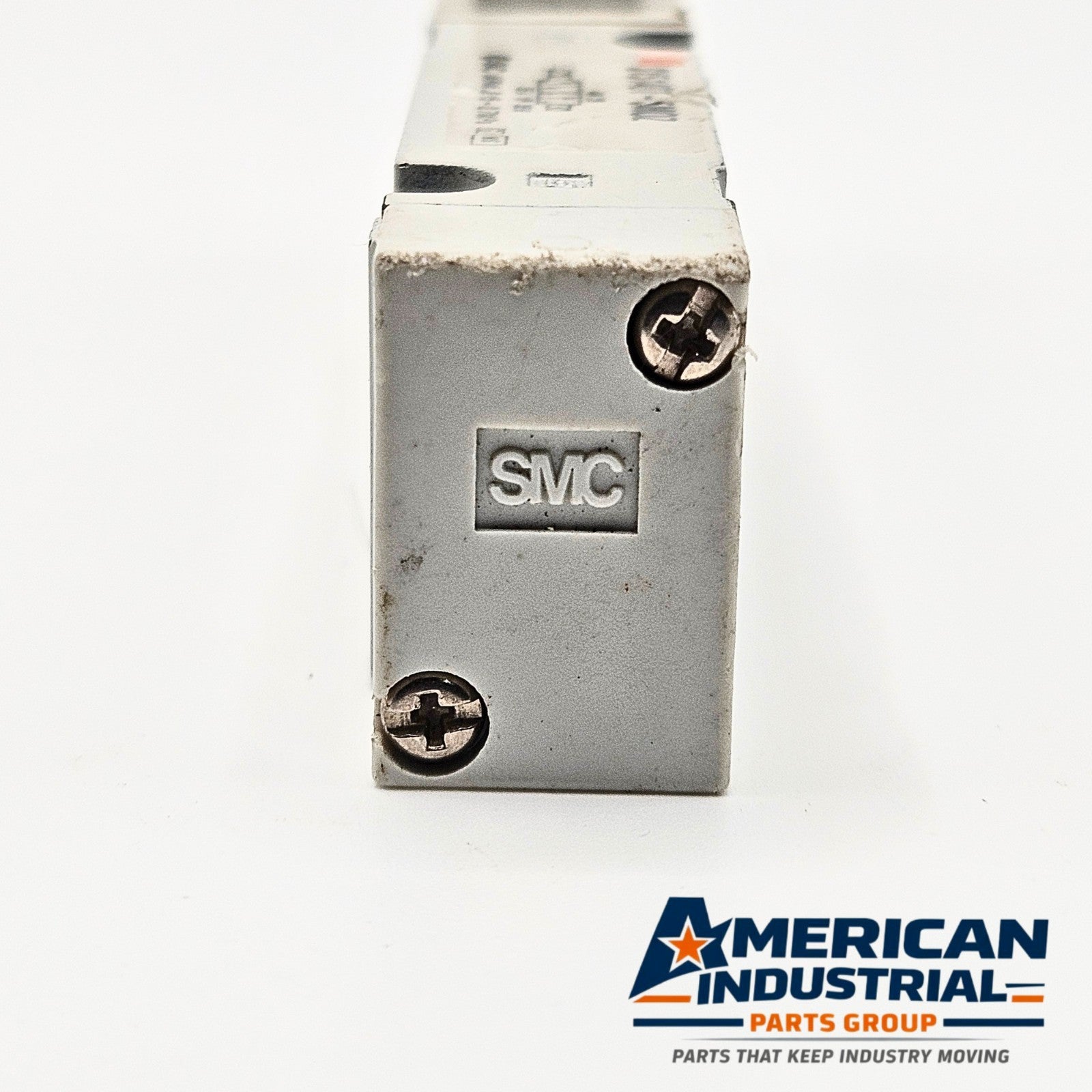 SMC SY5140T-5MOZ 5-port solenoid valve 24VDC lot of 2 for pneumatic automation systems and industrial control applications