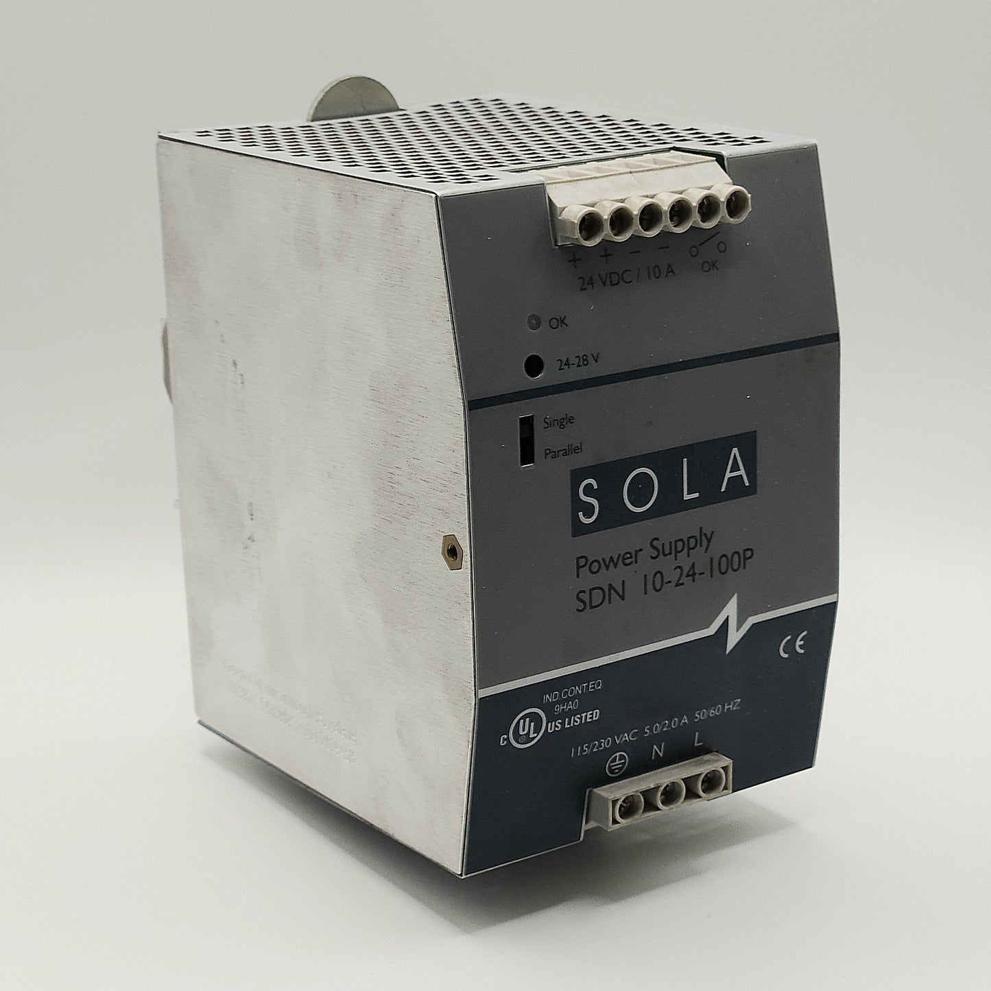 Sola SDN 10-24-100P DIN rail power supply 24VDC 10A for industrial control panels and automation systems
