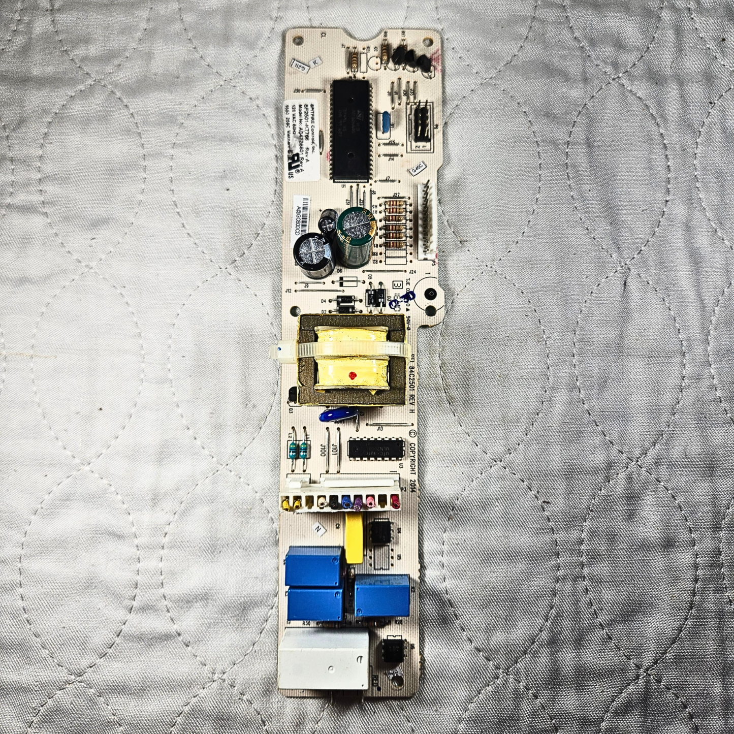 Spitfire Controls SF2501-K7766 control board PCB 120VAC 60Hz for industrial automation systems and control panels